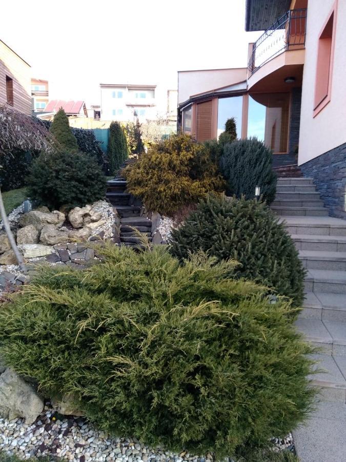 Brezno 2 Izbovy Apartman Sabi Екстериор снимка